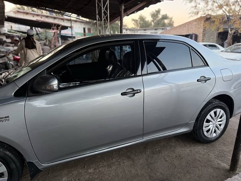 Toyota Corolla GLI 2013 5