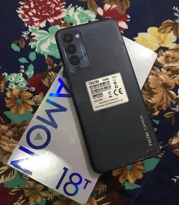 Tecno camon18t{4+128}both camera  48 megapixel(03178410435) 3