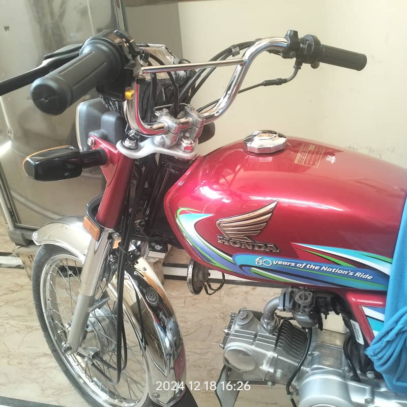 Honda CD 70 2024 16