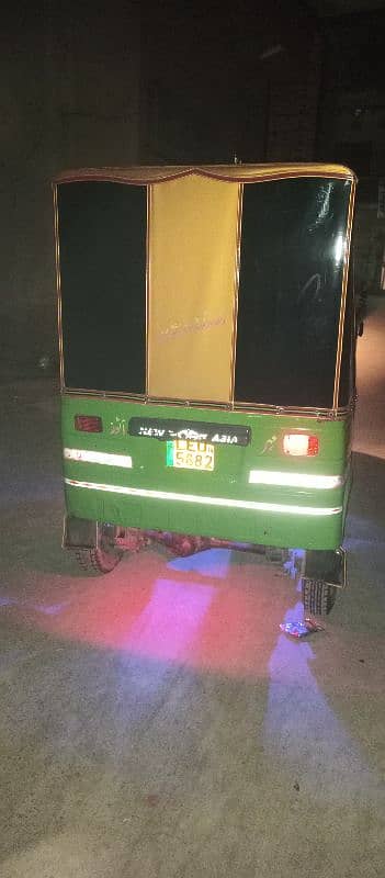 SIWA CNG AUTO RIKSHAW 10