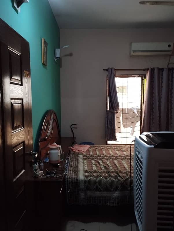 10 MARLA lower portion available in wapda town phase 1  (owner required small family) 9