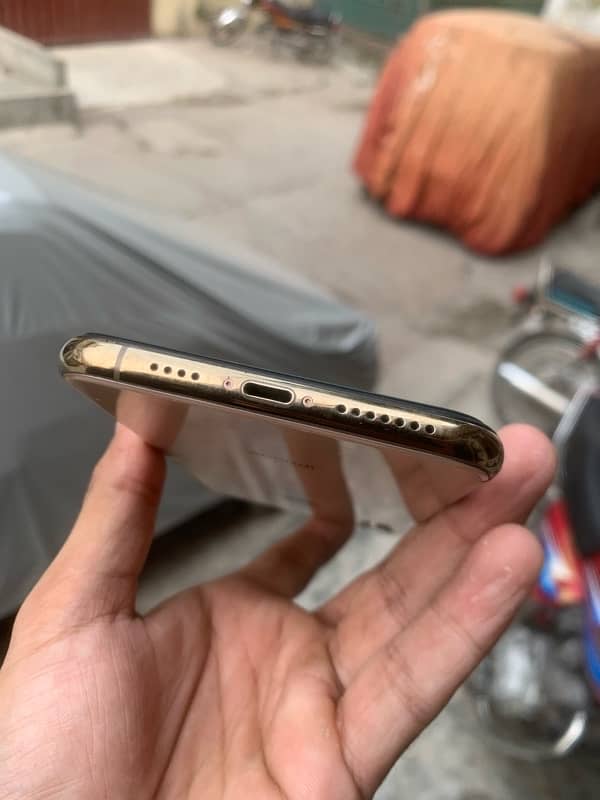 Iphone xs max Dual physical PTA 5