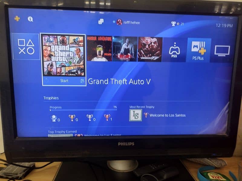 ps4 with 2 controller 3 latest games 3