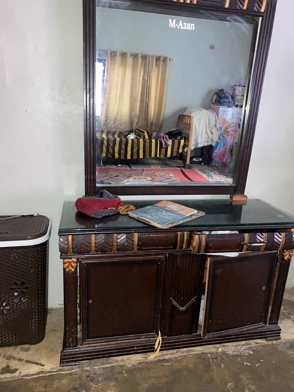 Mirror Table with drawers 0