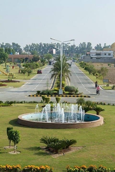 Residential Plot For Grabs In 5 Marla Lahore 9