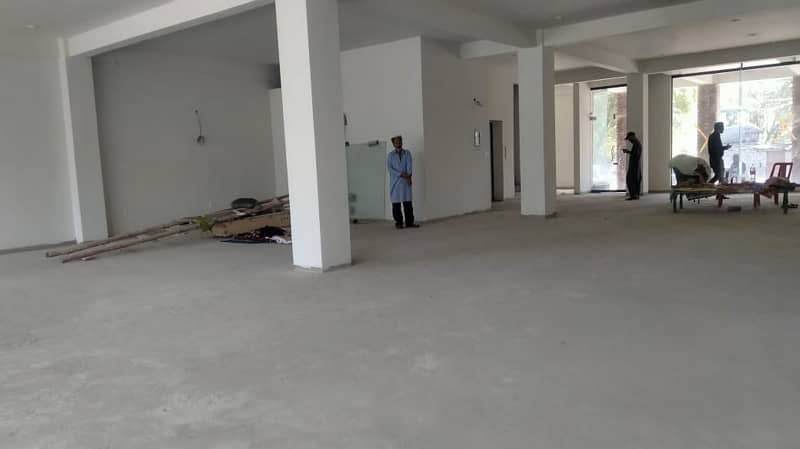 13000 Sqft Independent Commercial Building For Rent In G-9 6