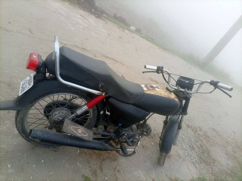 bike all ok hai koi masla n 6 mdl hai 8 ka nmbr lga hua hai 7