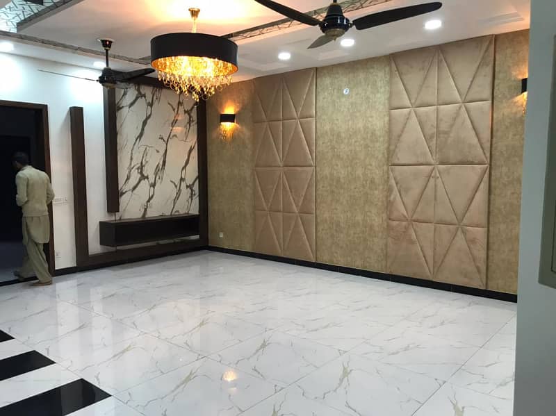 10 Marla House For Sale In Chambelli Block Bahria Town Lahore 15