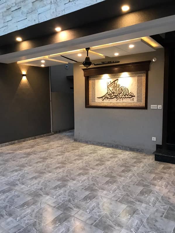 10 Marla House For Sale In Chambelli Block Bahria Town Lahore 17