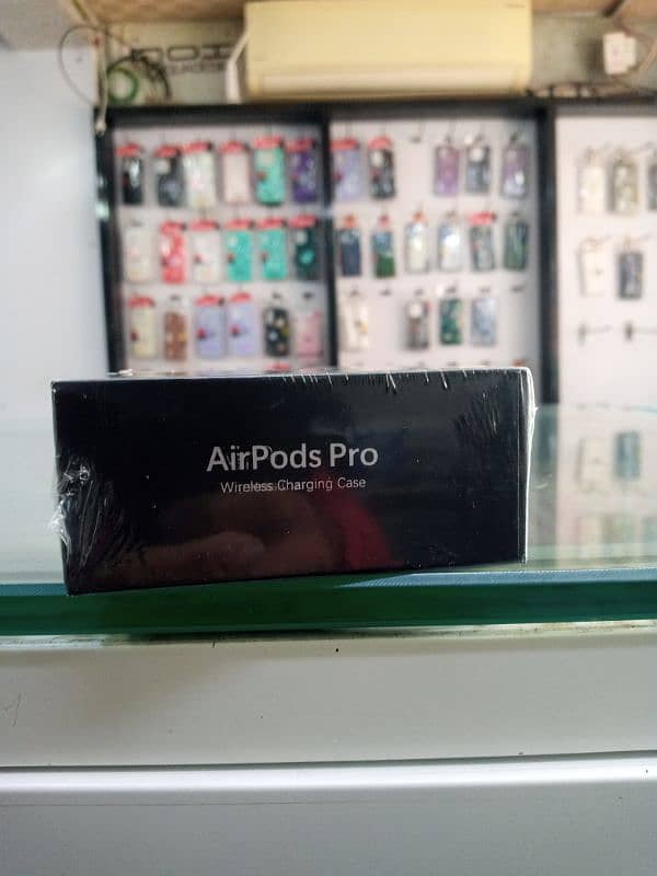 brand new apple Airpods 1