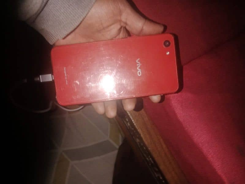 sell the vivoy83  10 /10 condition 0