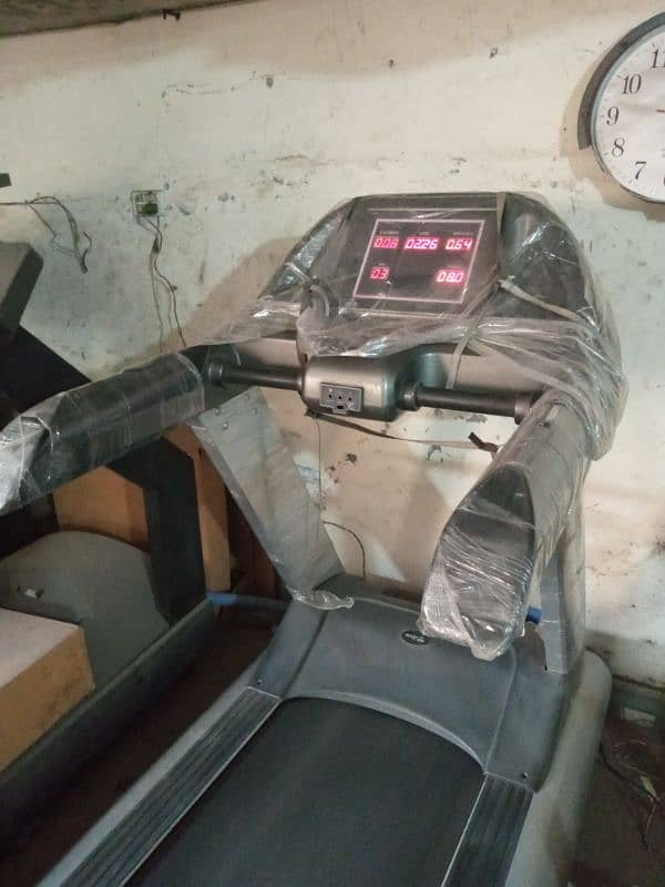 commercial Treadmill 2