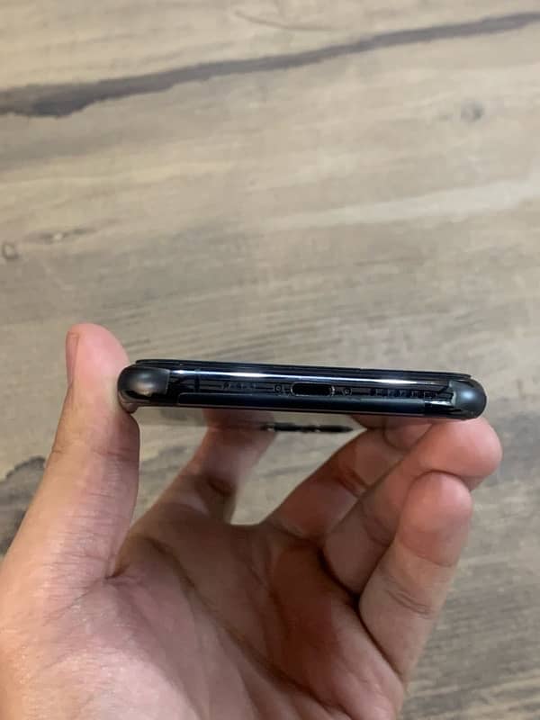 iPhone 11 Pro 256gb (Pta Approved) 2