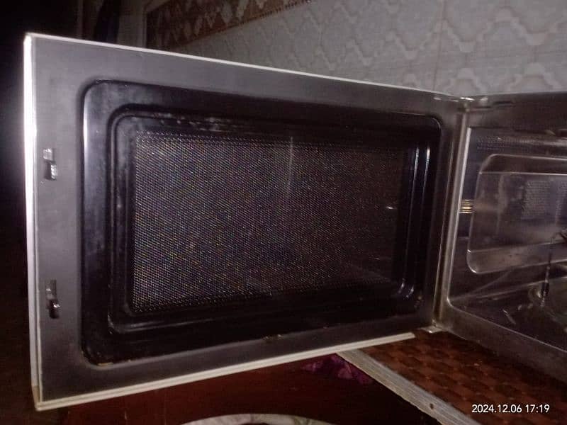 Electrolux Microwave 1