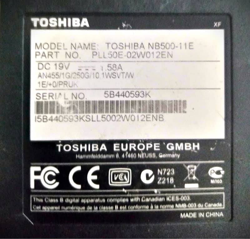 Toshiba NB500 Atom Laptop | Lightweight & Affordable Student Laptop 4