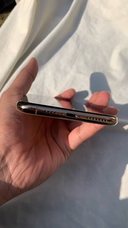 iphone 11 Pro Max 256GB PTA Approved 2