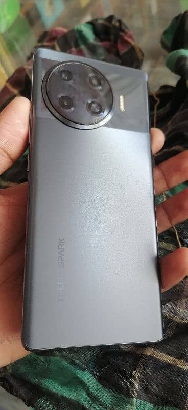 tecno spark 20pro plus 0