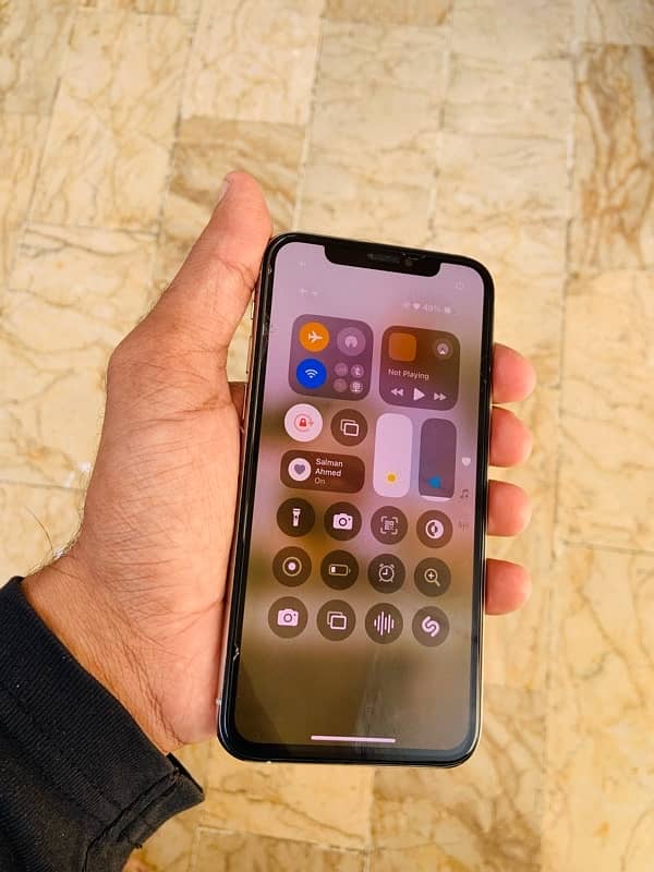 iPhone 11 Pro 3