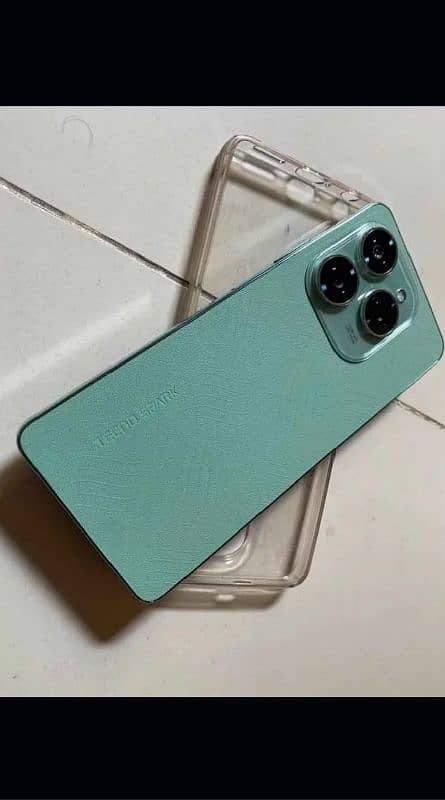 TECNO SPARK 20 Pro 1