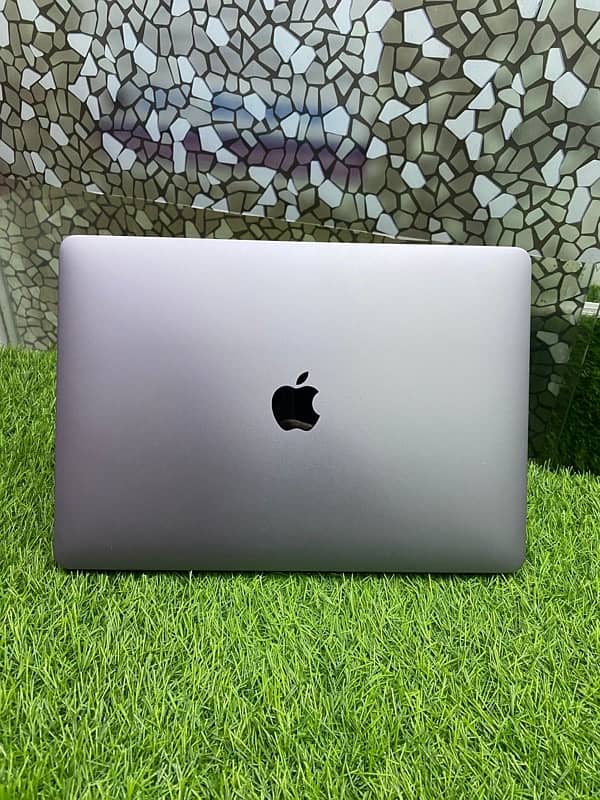 Apple MacBook air 2018 /2020 /- 03461809478 3