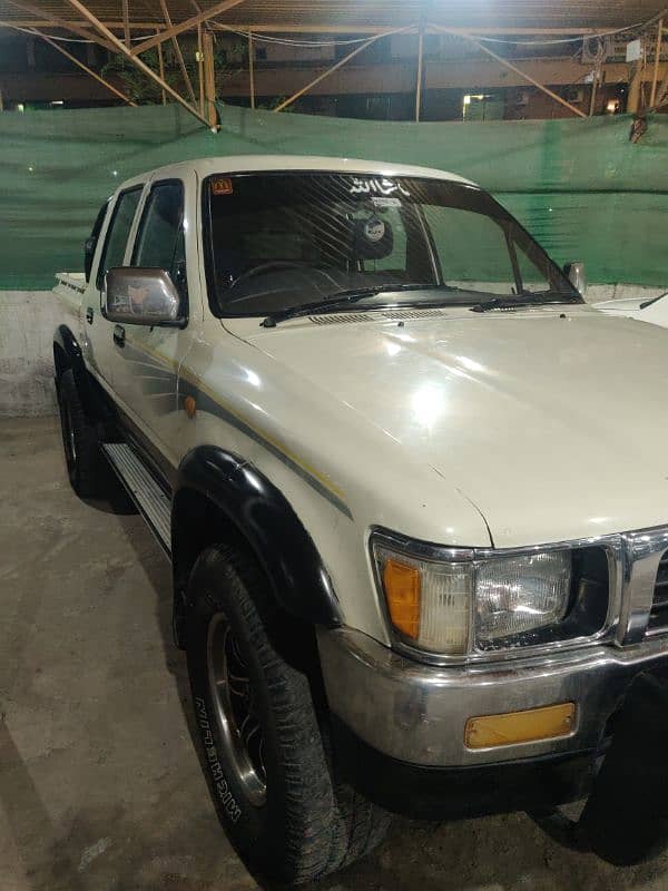 Toyota pickup Model 1992 GOOD Condition 2