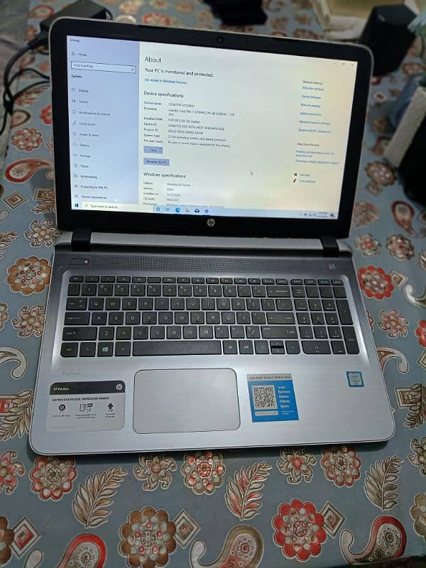 Hp Pavilion.   i7\6th.     15.6 inch LED.   (0332-0037723) 0