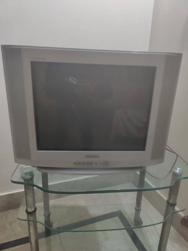 Samsung Color Television with Table Trolly 0