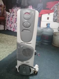 Electric heater condition 10/10 brande new