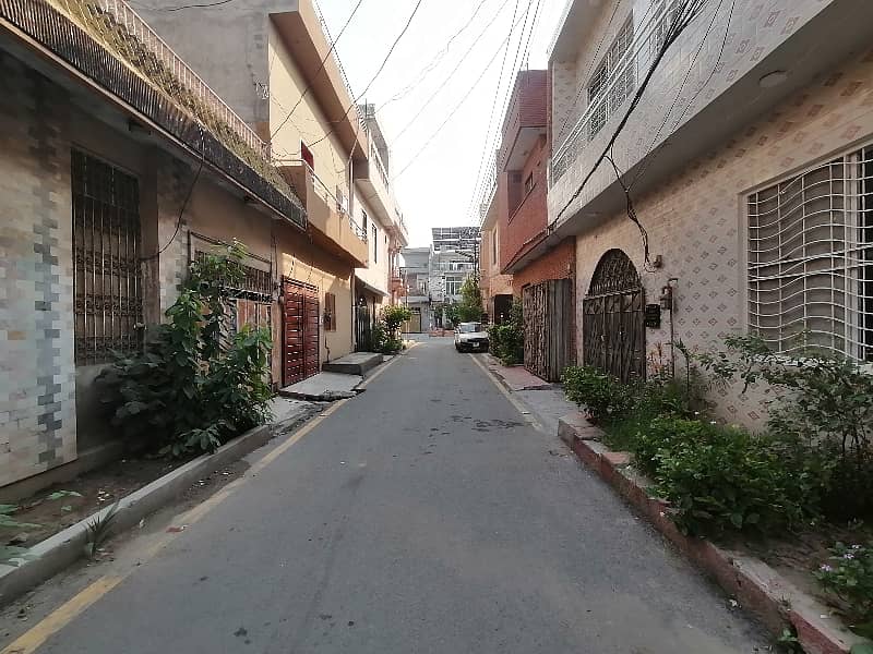 Stunning House Is Available For sale In Allama Iqbal Town - Nargis Block 5