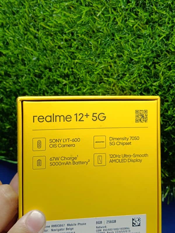 Realme 13 plus 5g ,8gb ram 256 storage 2 month use 7