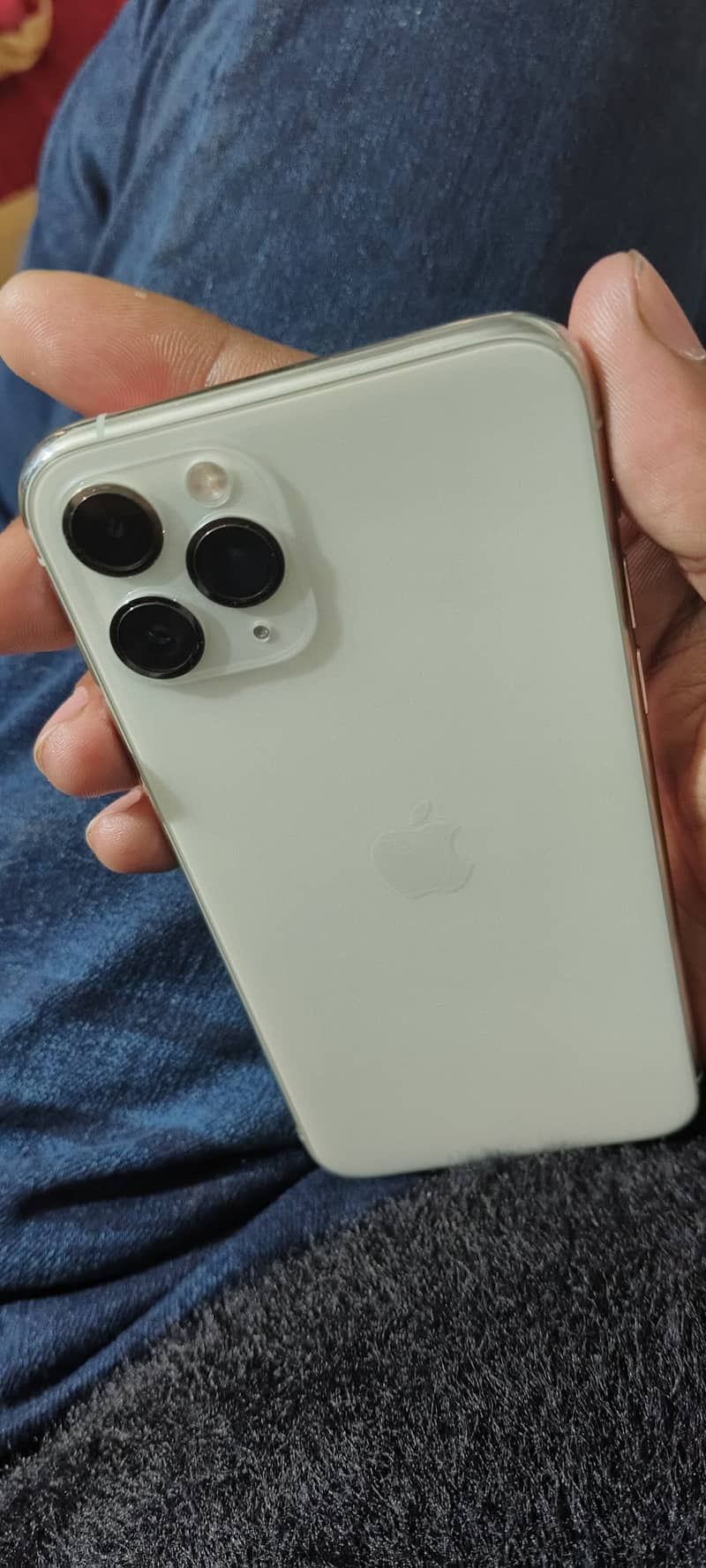 Apple iPhone 11 Pro White Colour 0