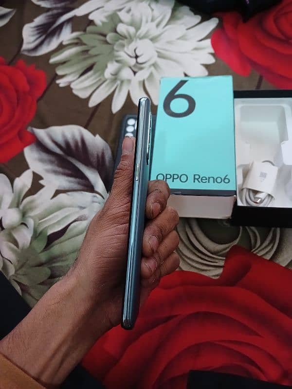 oppo reno  6 8gbram 128gbrom 12