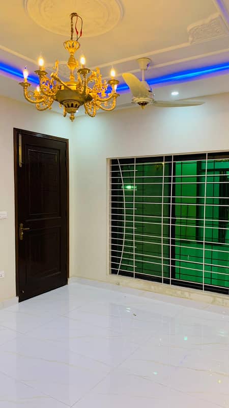 10 Marla Lower Portion For Commercial Use For Rent Prime Location Allama Iqbal Town 6