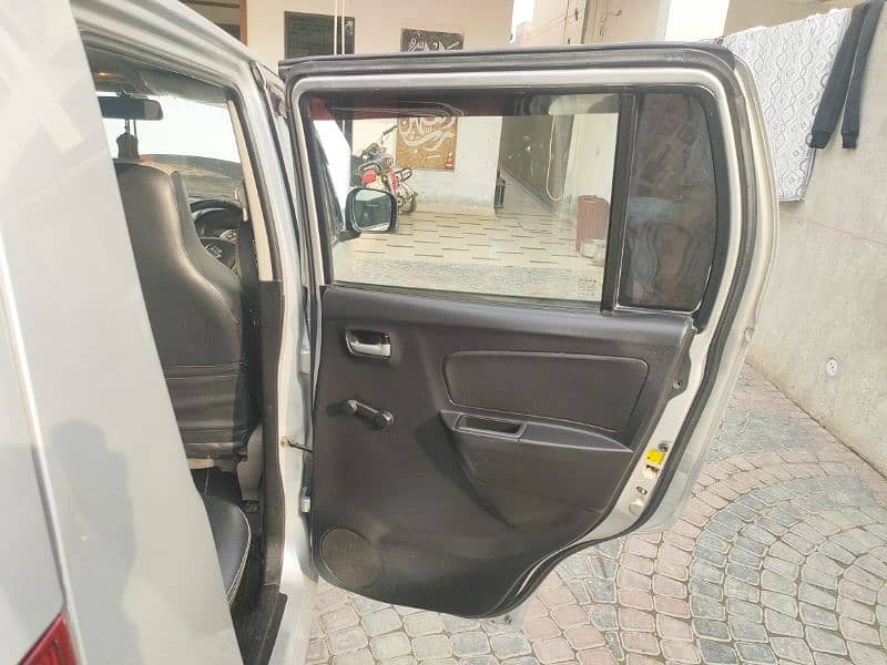 Suzuki Wagon R 2018 1