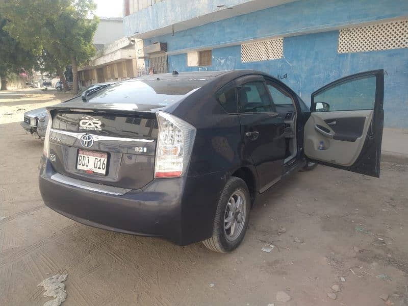 Toyota Prius 2015 Urgent sale 0