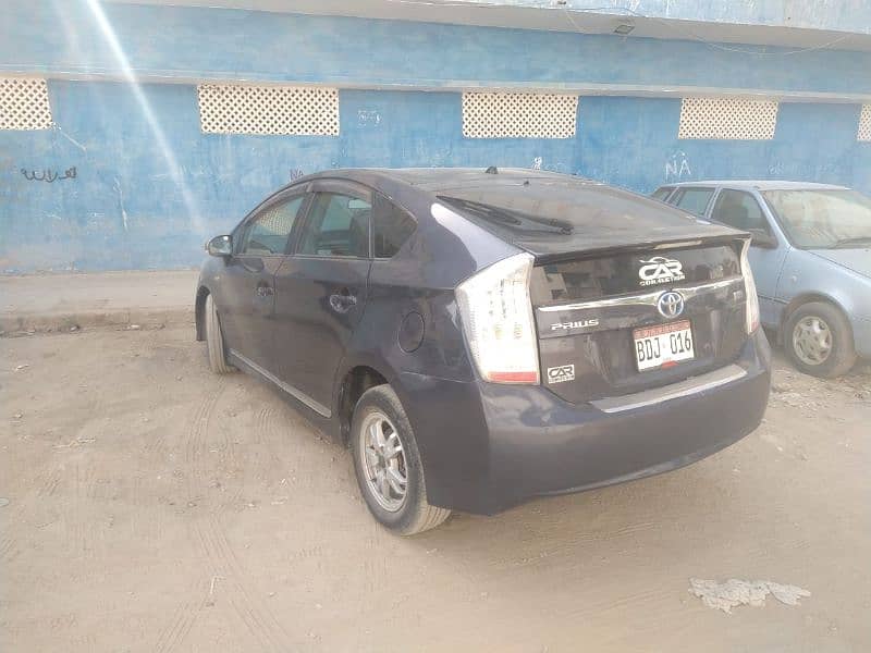 Toyota Prius 2015 Urgent sale 2