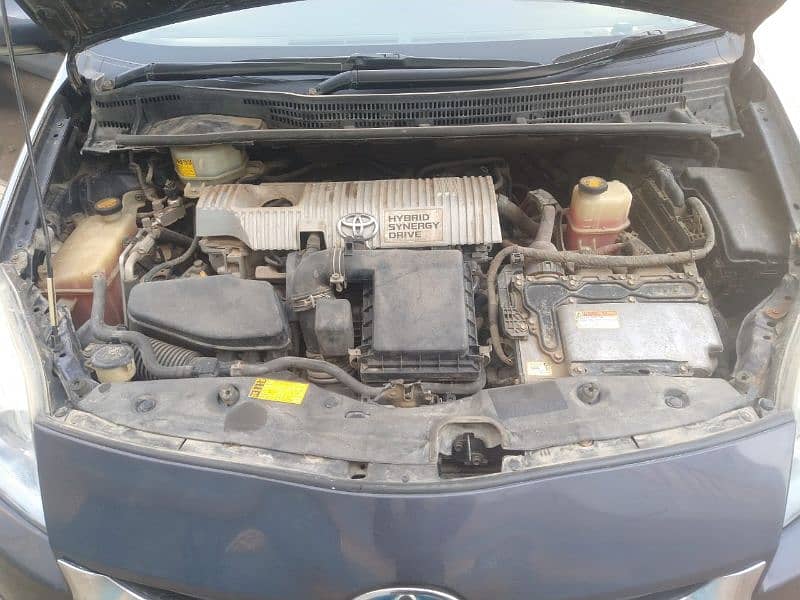 Toyota Prius 2015 Urgent sale 5