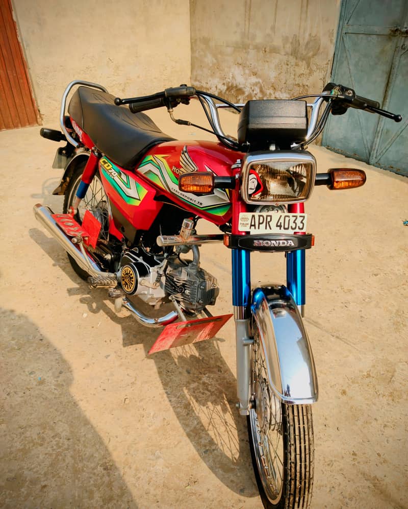 Honda CD 70 2023 Model 5000km drived 2