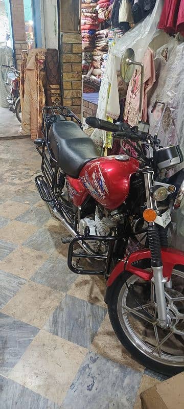 Suzuki 150 like zero bike 1