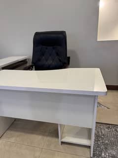 Executive White Computer Table with Chair