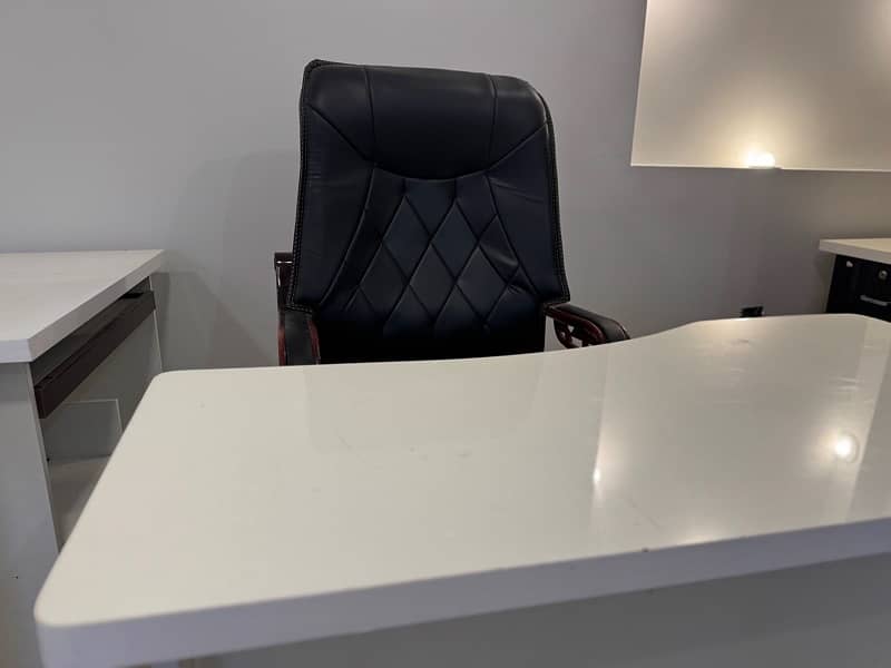 Executive White Computer Table with Chair 2