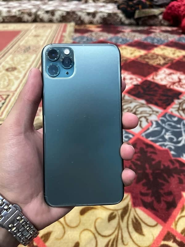 iphone 11 pro max  Non Pta 256gb  100 health 1