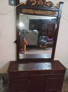 mirror table