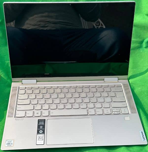 Lenovo yoga core I5 10Th Gernation X 360 touch screen laptop 0