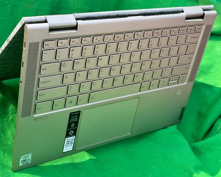 Lenovo yoga core I5 10Th Gernation X 360 touch screen laptop 9