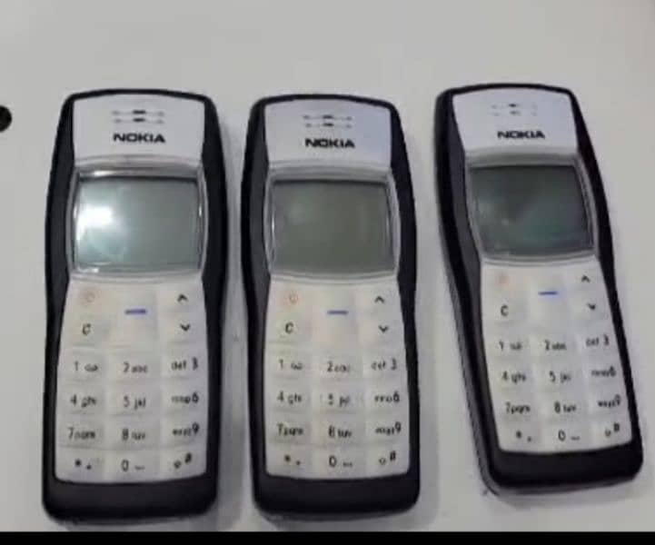 Nokia 1100 0