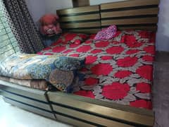 2 Sngle bed wooden in best condition. less use