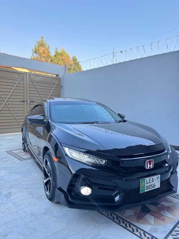 Honda Civic Oriel 2017 0