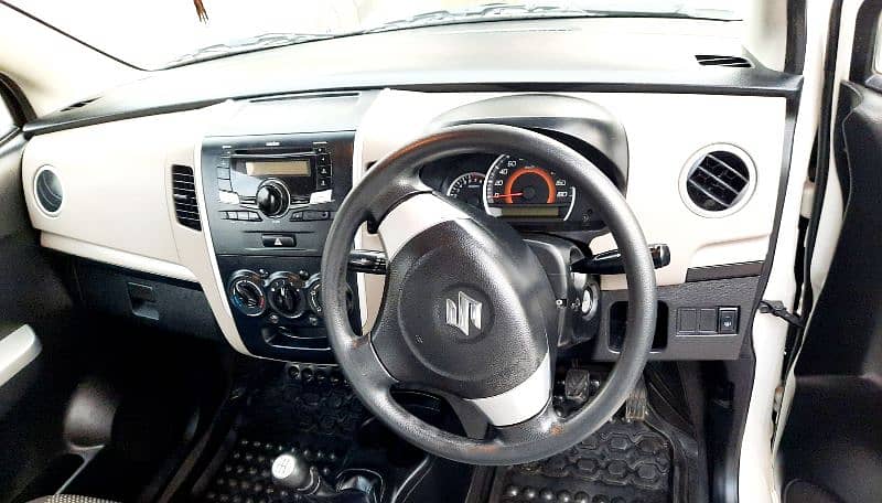 Suzuki Wagon R 2018 5