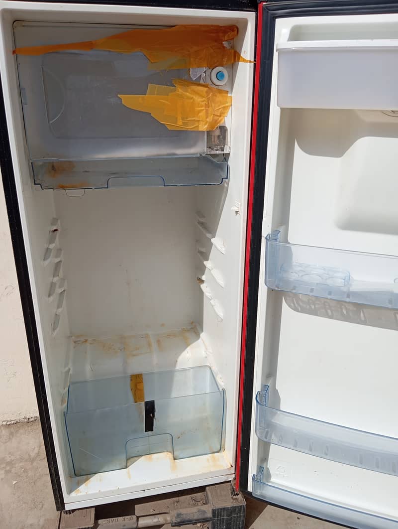 Dawlance fridge for sale 6